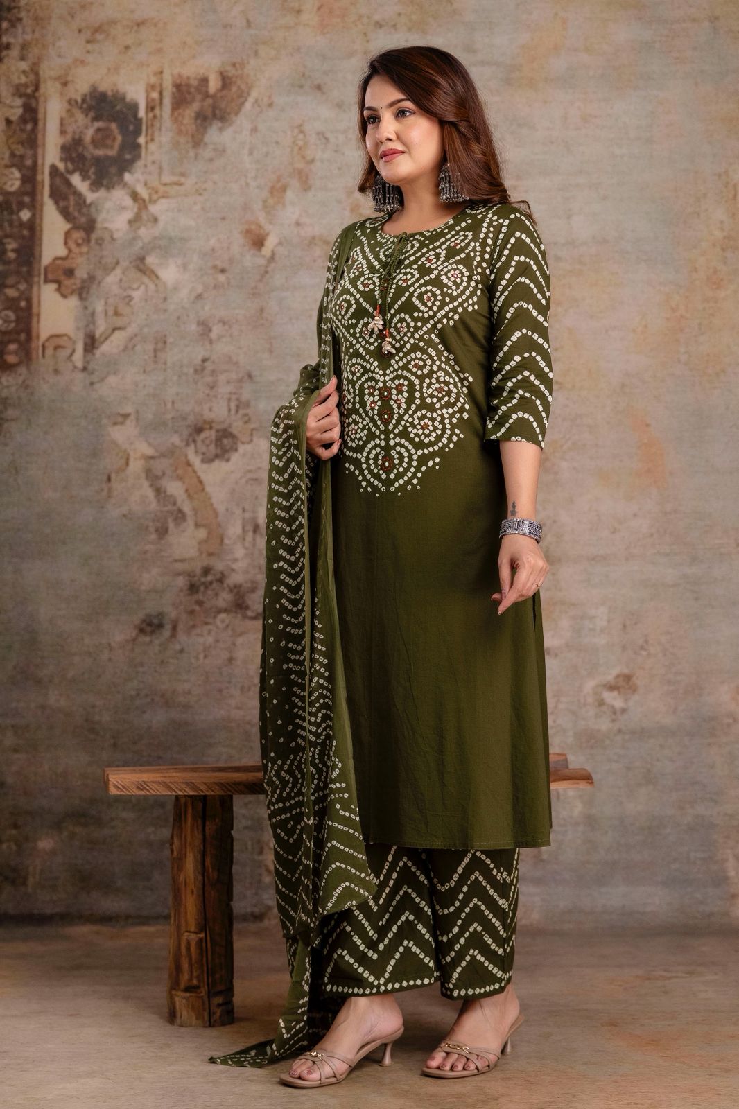 Olive Earth Bandhani print suit set